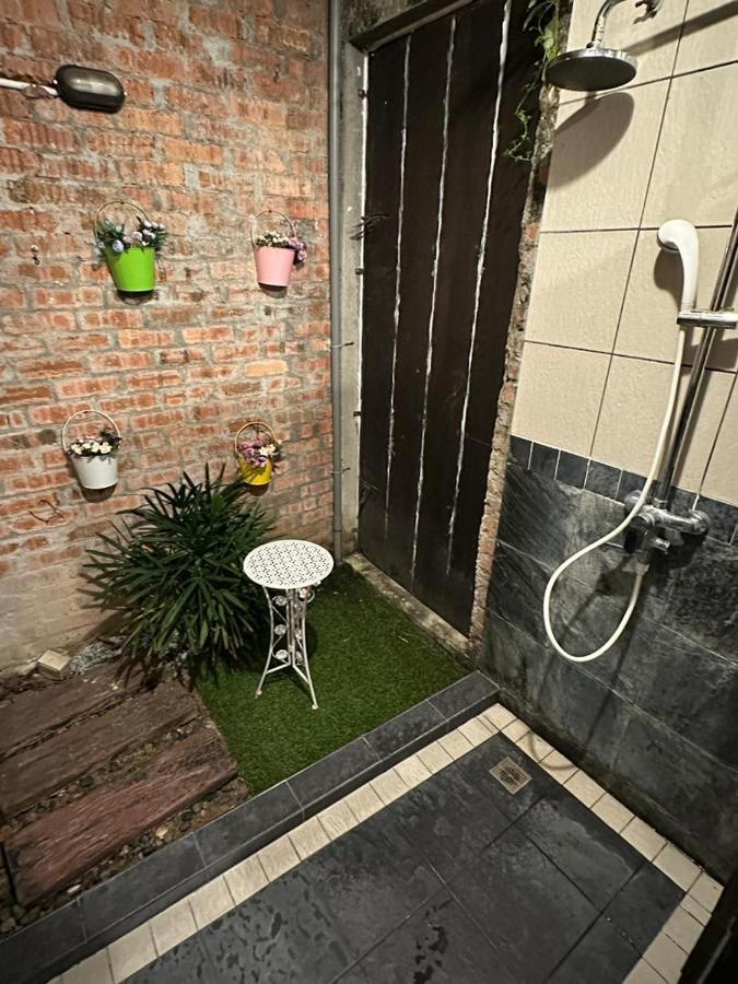 I Garden Hotel ايبوه المظهر الخارجي الصورة