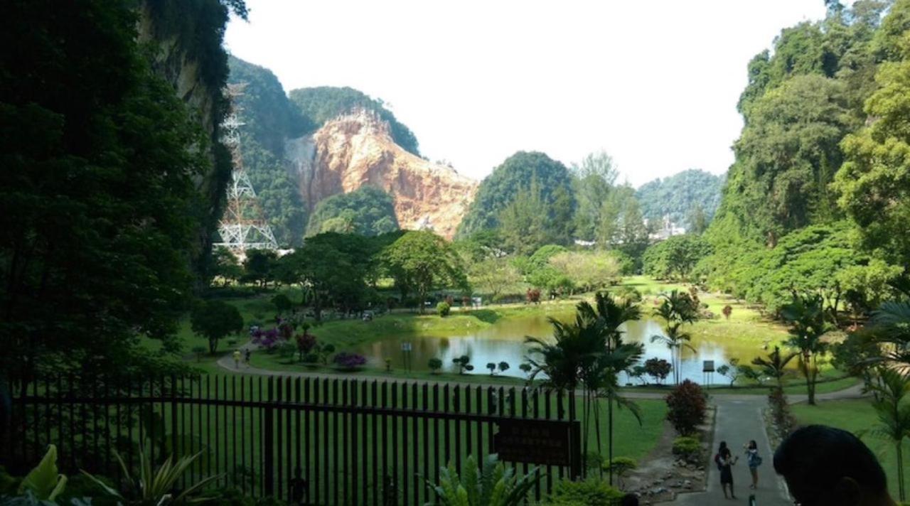I Garden Hotel ايبوه المظهر الخارجي الصورة